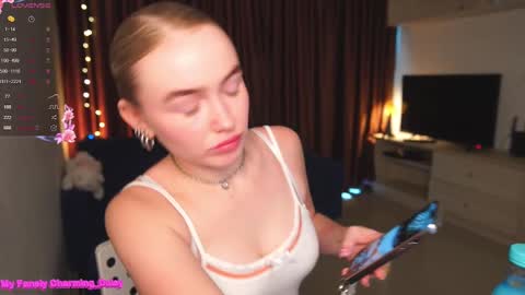 my fansly Charming daisy              My Wishlist  for new toys     online show from 02-28-25, 03:37