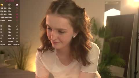 Snapshot of charming_flower chatting on 09-24-25, 09:51 MarselinMarsi inst ptj mars online show from 09-24-25, 09:51