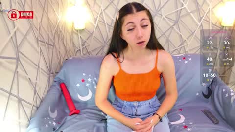 CharmingLIA online show from 11-11-25, 09:15