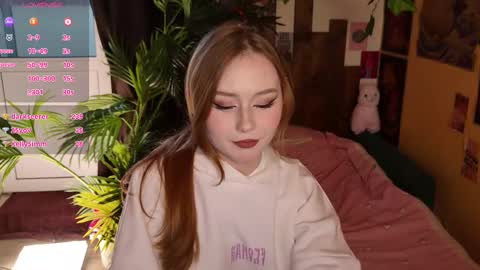 Snapshot of charming_lilly chatting on 02-19-25, 02:34 Lissa online show from 02-19-25, 02:34