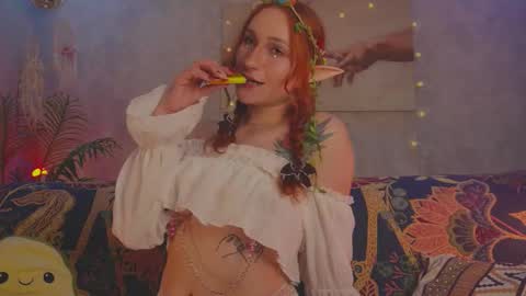 Snapshot of charming_lilly chatting on 09-16-25, 06:20 Lissa online show from 09-16-25, 06:20