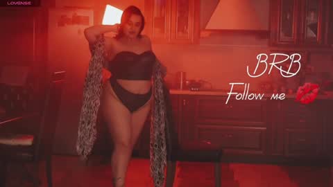 insta  online show from 01-12-25, 08:47