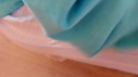 katie online show from 10-18-25, 08:59