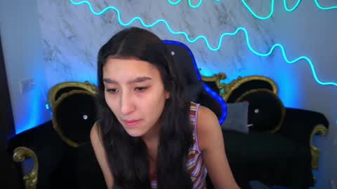 Snapshot of charmmocco chatting on 01-29-25, 10:05 SweetMoco online show from 01-29-25, 10:05