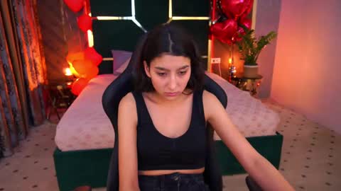 Snapshot of charmmocco chatting on 02-28-25, 02:31 SweetMoco online show from 02-28-25, 02:31