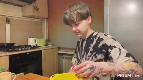 Snapshot of charonbaby1 chatting on 11-08-25, 06:29 lynxy online show from 11-08-25, 06:29