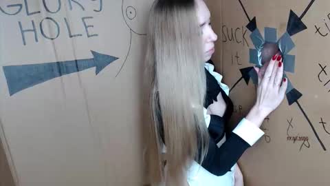 Anna online show from 01-17-26, 08:52