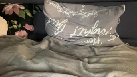 Vicky online show from 09-30-25, 10:37