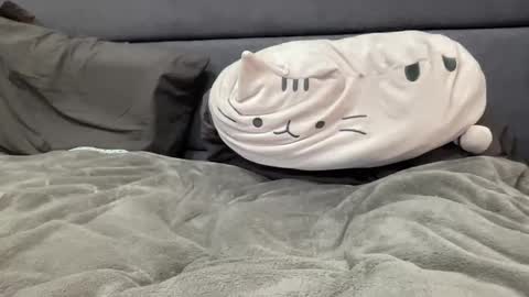 Vicky online show from 04-26-26, 08:06