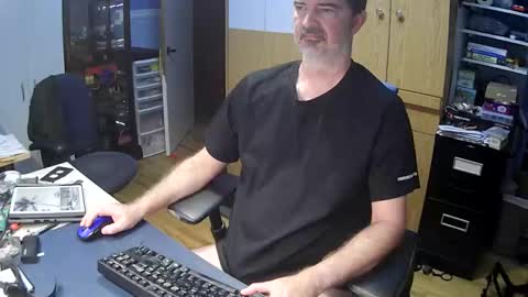 wanaBeYourToy online show from 09-26-25, 10:30