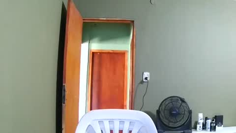 Snapshot of chato012 chatting on 01-01-25, 06:06 chato012 online show from 01-01-25, 06:06