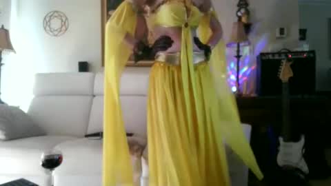 Snapshot of chaton897 chatting on 10-03-25, 04:59 kitty or chaton897 online show from 10-03-25, 04:59