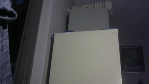 Snapshot of chaturbatordeluxe chatting on 12-30-24, 03:14 chaturbatordeluxe online show from 12-30-24, 03:14