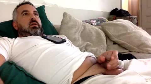 Snapshot of chaud7842 chatting on 10-14-25, 12:17 chaud7842 online show from 10-14-25, 12:17