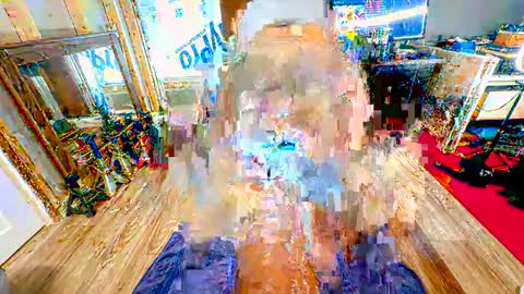 Snapshot of chavezechavez4207 chatting on 09-25-25, 06:44 MasterPRO online show from 09-25-25, 06:44