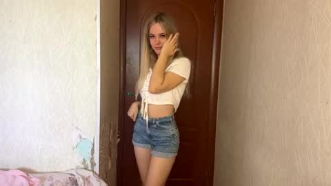 Milissa online show from 09-12-25, 07:08