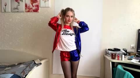 Milissa online show from 09-13-25, 09:53