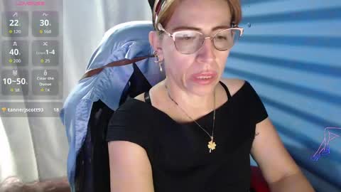 CHAYLA VICTORIA RUIZ  online show from 05-17-26, 08:49