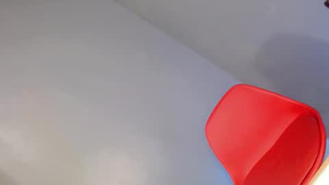 Snapshot of cheatchatter chatting on 10-27-25, 02:21 RIVA online show from 10-27-25, 02:21