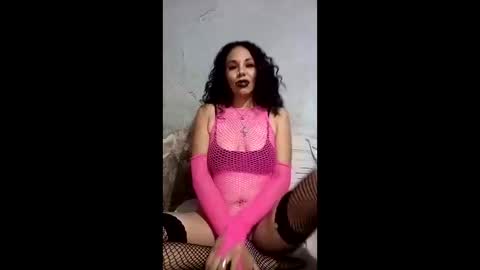 chechu261084 online show from 05-07-26, 10:15