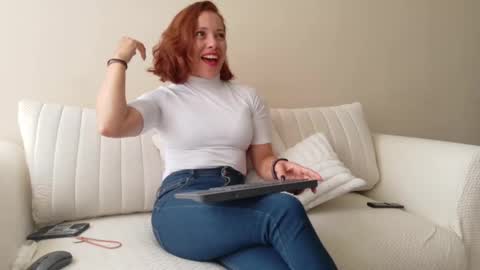 Regina Phalange online show from 03-21-26, 05:16