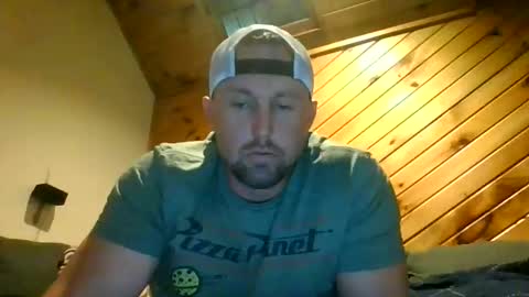 Snapshot of cheeks_24 chatting on 11-15-25, 08:49 cheeks_24 online show from 11-15-25, 08:49