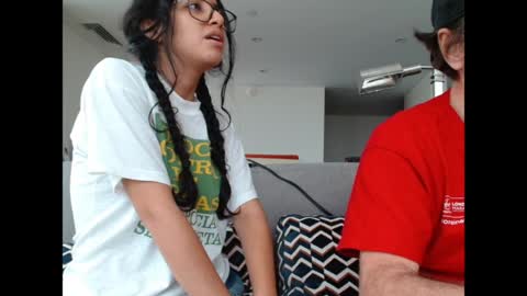 Snapshot of cheeryrooms chatting on 06-05-26, 04:35 World-Tour online show from 06-05-26, 04:35