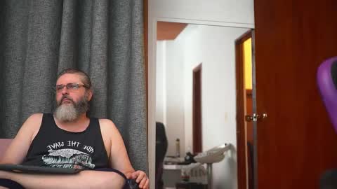 Cheesburger Jesus and whoever showed up. online show from 12-14-24, 09:13