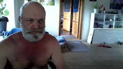 chefben666 online show from 05-11-26, 09:15