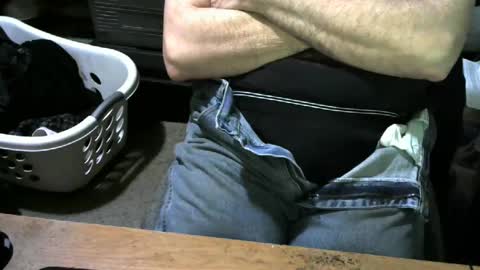 Snapshot of chefy999 chatting on 02-16-25, 06:54 chefy online show from 02-16-25, 06:54