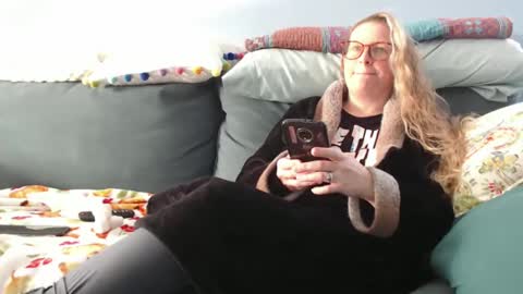 Snapshot of chelseasentra1 chatting on 01-21-25, 05:30 Chelsea online show from 01-21-25, 05:30