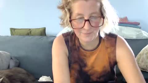 Snapshot of chelseasentra1 chatting on 09-10-25, 02:39 Chelsea online show from 09-10-25, 02:39