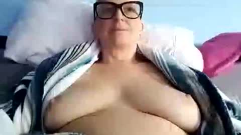 Snapshot of chelseasentra1 chatting on 10-16-25, 12:50 Chelsea online show from 10-16-25, 12:50