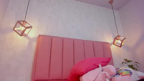 Camila  online show from 02-15-25, 07:38