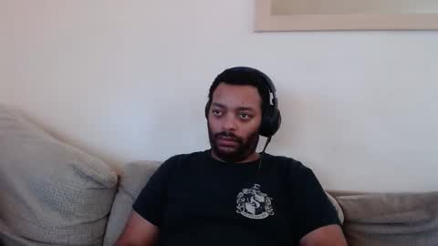 NewboyoncampusTheWeekndr online show from 11-05-25, 12:05