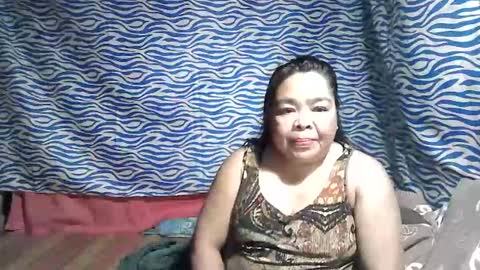 Snapshot of chenita_kits chatting on 10-13-25, 12:16 chenita_kits online show from 10-13-25, 12:16