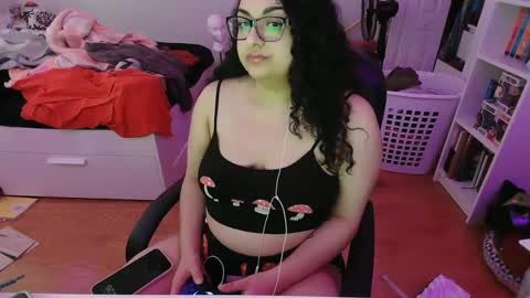 Snapshot of chericheesecake chatting on 02-27-25, 09:25 chericheesecake online show from 02-27-25, 09:25