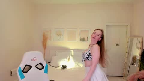  Cheril  follow me  online show from 07-13-26, 01:36