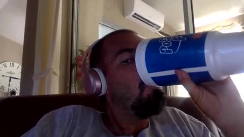 Snapshot of cherokeebatman88 chatting on 06-05-26, 04:02 cherokeebatman88 online show from 06-05-26, 04:02