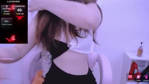 Snapshot of cherriana chatting on 11-24-25, 12:54 Cheri online show from 11-24-25, 12:54