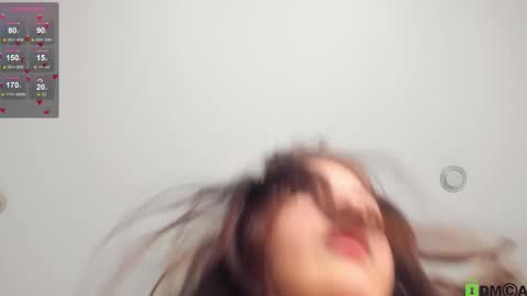 Lola online show from 10-18-25, 01:12