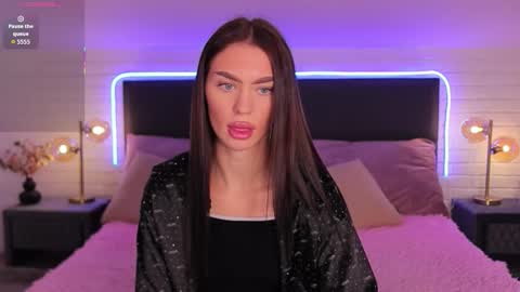 Cherry  Kiss online show from 10-02-25, 06:37