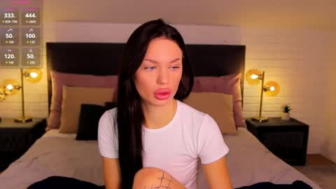 Snapshot of cherry__kiss chatting on 04-16-26, 07:31 Cherry Kiss online show from 04-16-26, 07:31
