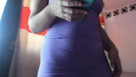 Snapshot of cherry_chocolate chatting on 04-27-26, 09:02 hot cherry and tasty chocolate online show from 04-27-26, 09:02