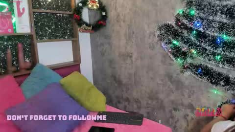 Snapshot of cherry_copper chatting on 12-15-25, 12:53 cherryl online show from 12-15-25, 12:53