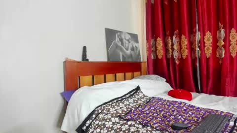 cherry_falls online show from 11-10-25, 08:35