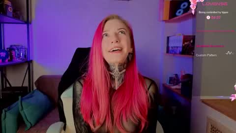 Roxy online show from 10-04-25, 08:51