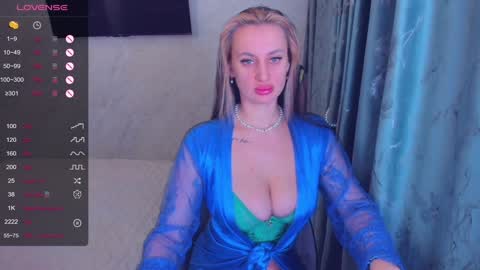 Snapshot of cherry_starrr chatting on 01-12-25, 07:00 cherry_starrr online show from 01-12-25, 07:00