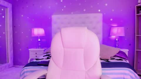 Sussan Cherry  online show from 01-25-25, 02:58