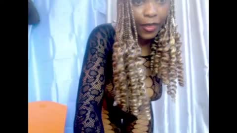 Sophie online show from 07-04-26, 04:57